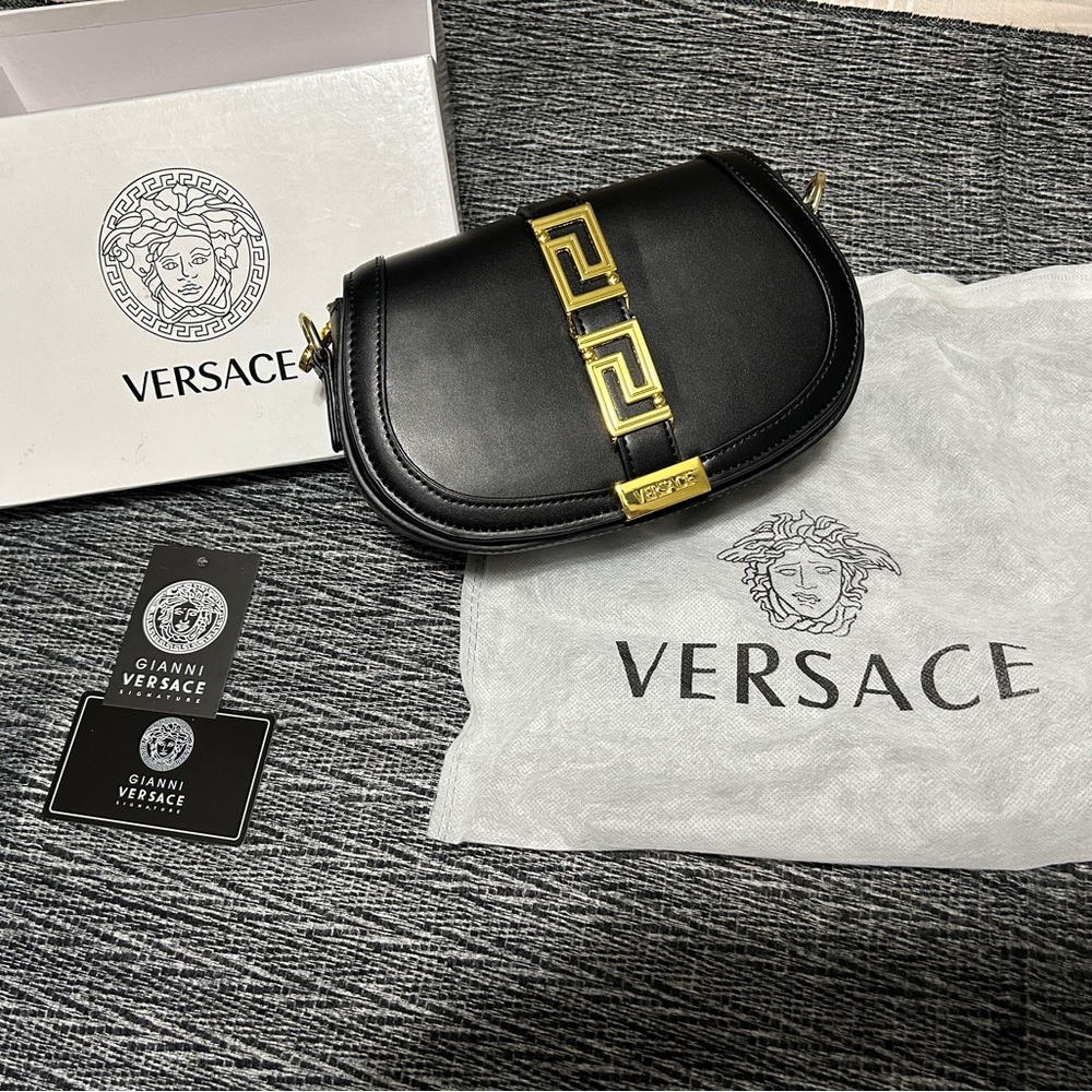 Versace Black and Gold Crossbody Bag(c o p y) - Picture 5 of 5